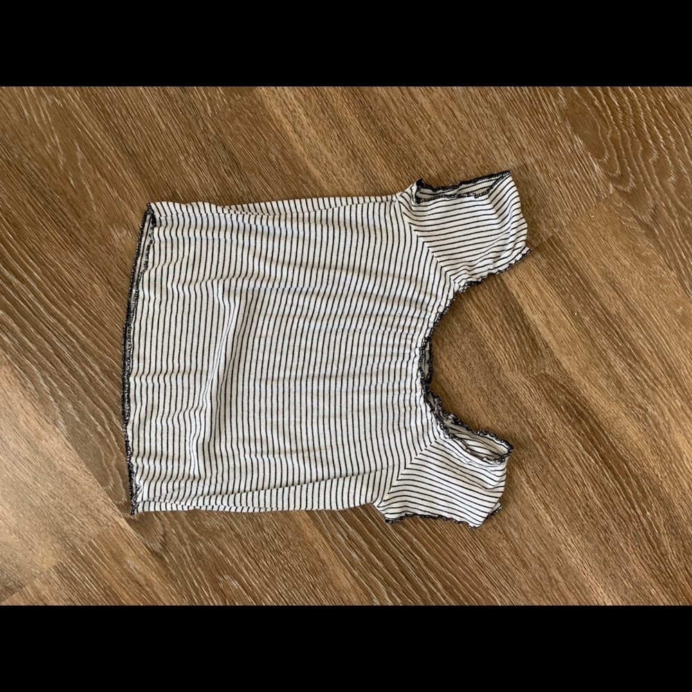 Garage over the shoulder crop top